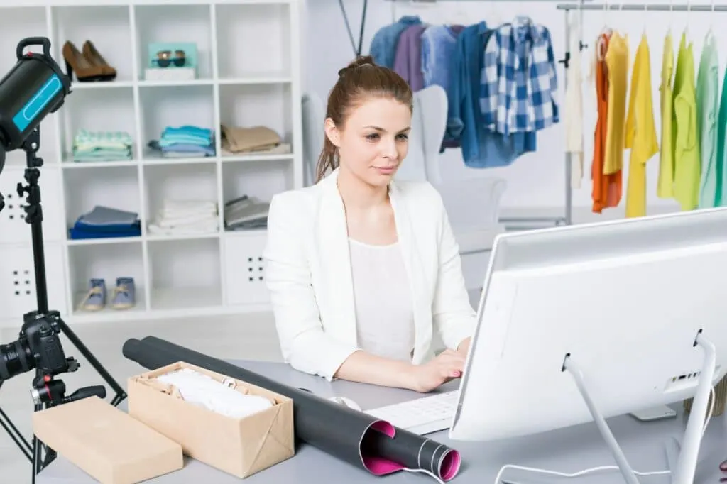 Boostez votre succès en ligne avec Shopify et découvrez comment lancer votre boutique en seulement 5 étapes !