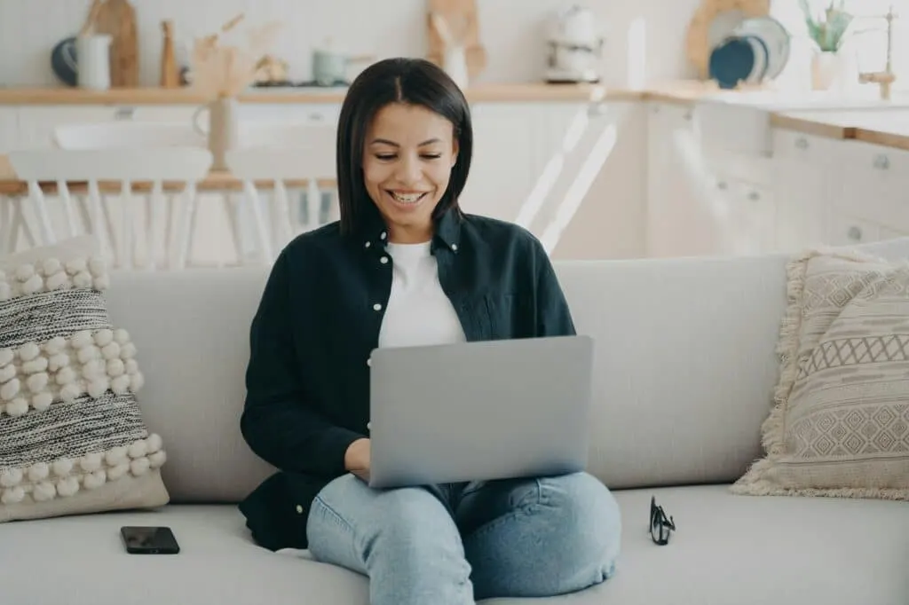 2024 : Découvrez la meilleure solution pour votre entreprise entre Squarespace et Shopify !
