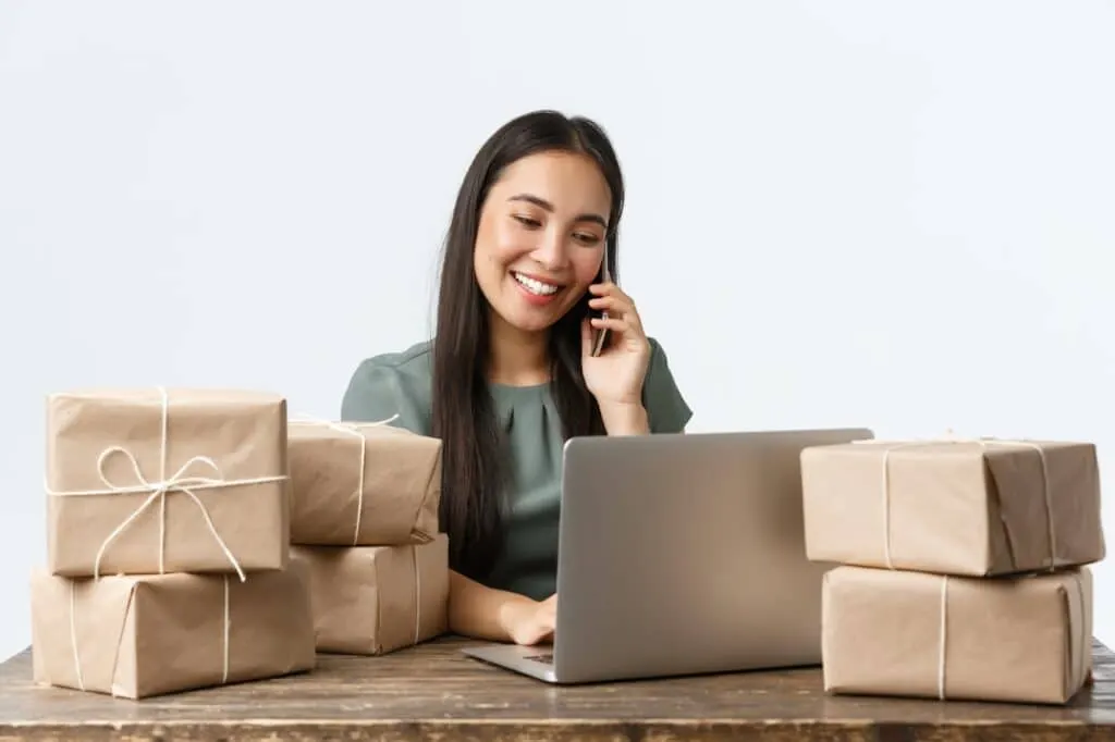 Créez un e-commerce qui cartonne en dropshipping avec Waxoo.fr!